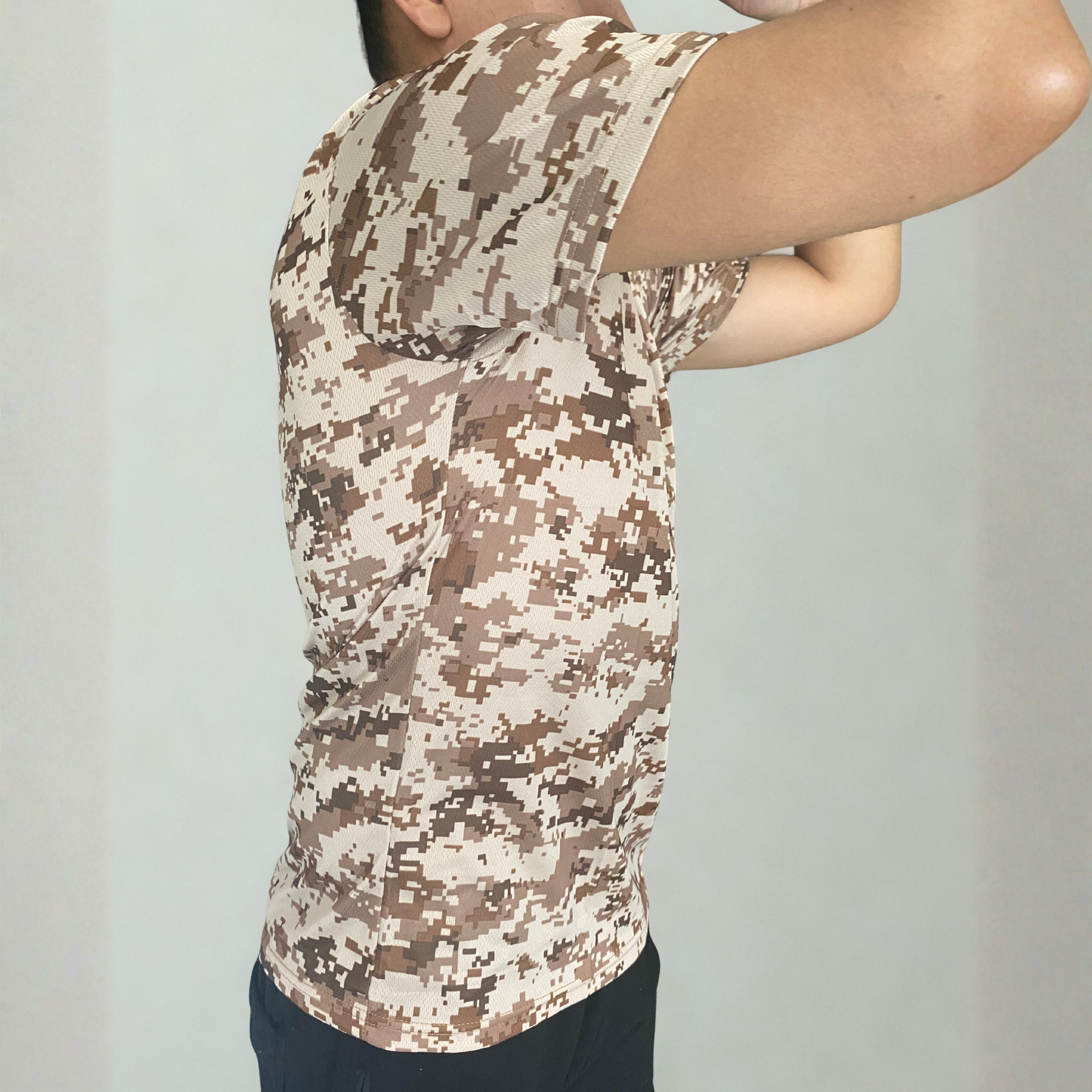 POLERA TÁCTICA DRY FIT - PIXEL DESERT