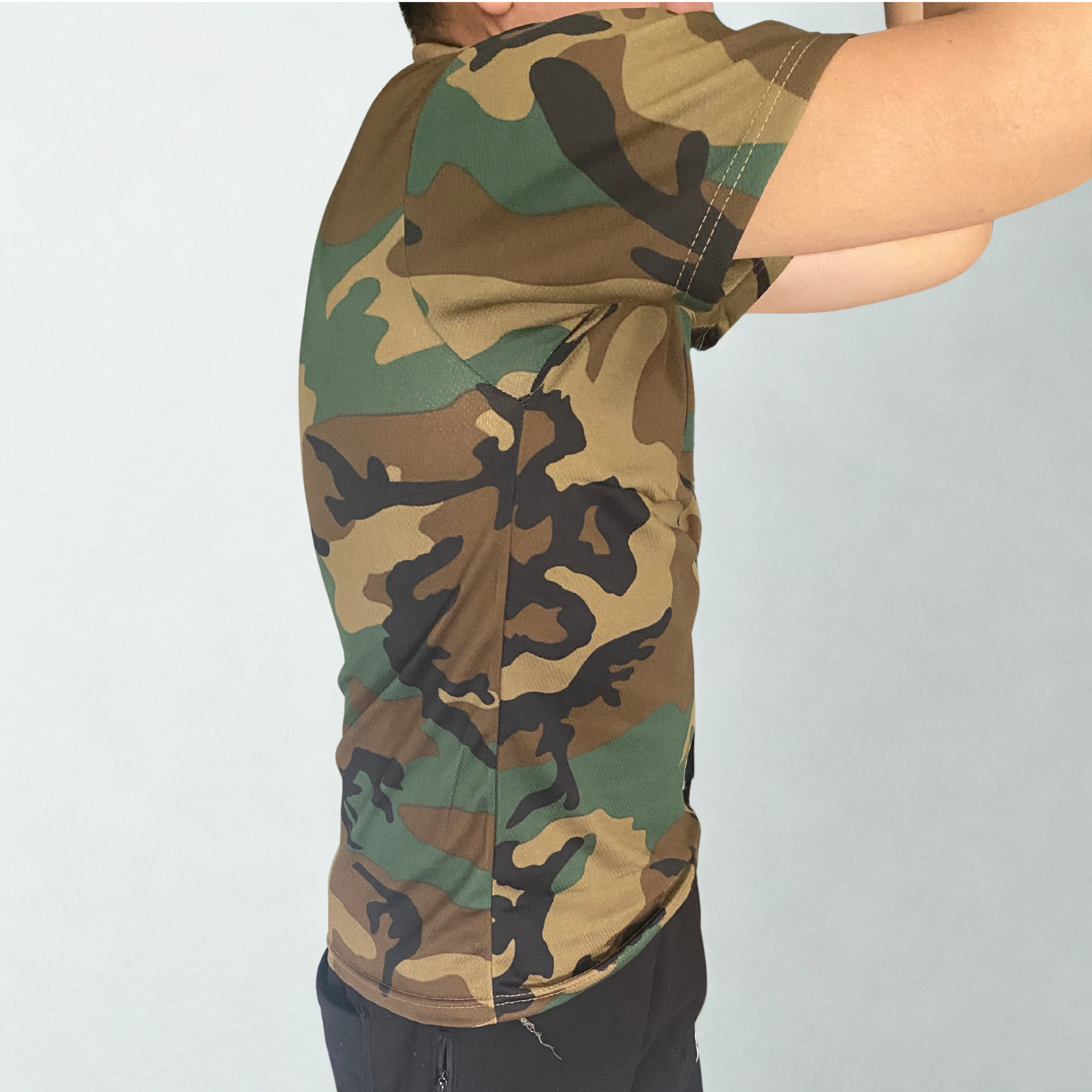 POLERA TÁCTICA DRY FIT - WOODLAND CAMO